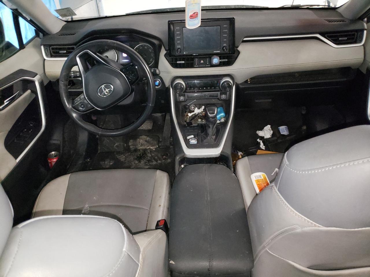 2021 Toyota RAV 4 VIN 2T3C1RFV6MC090713 Copart auction photo, front end / side damage thumbnail 8