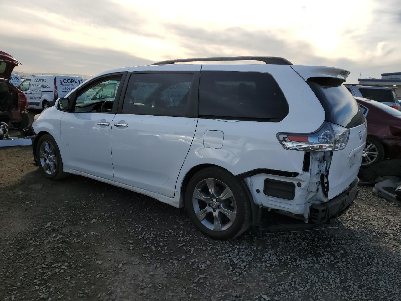 2014 Toyota Sienna VIN 5TDXK3DCXES464142 Copart auction photo, front end / rear end damage thumbnail 2