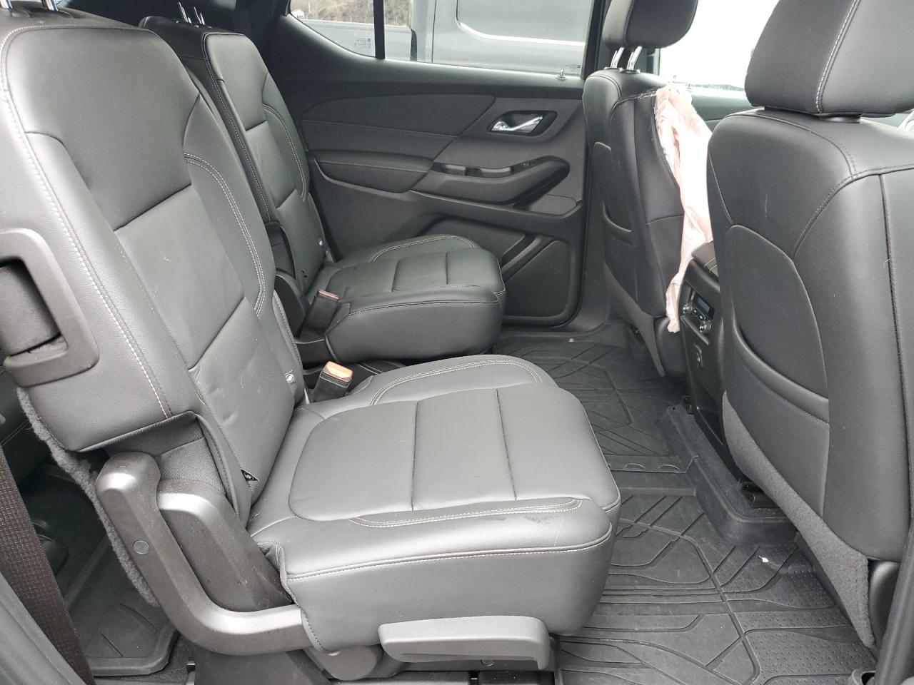 2022 Chevrolet Traverse VIN 1GNEVHKW4NJ177926 Copart auction photo, front end damage thumbnail 11