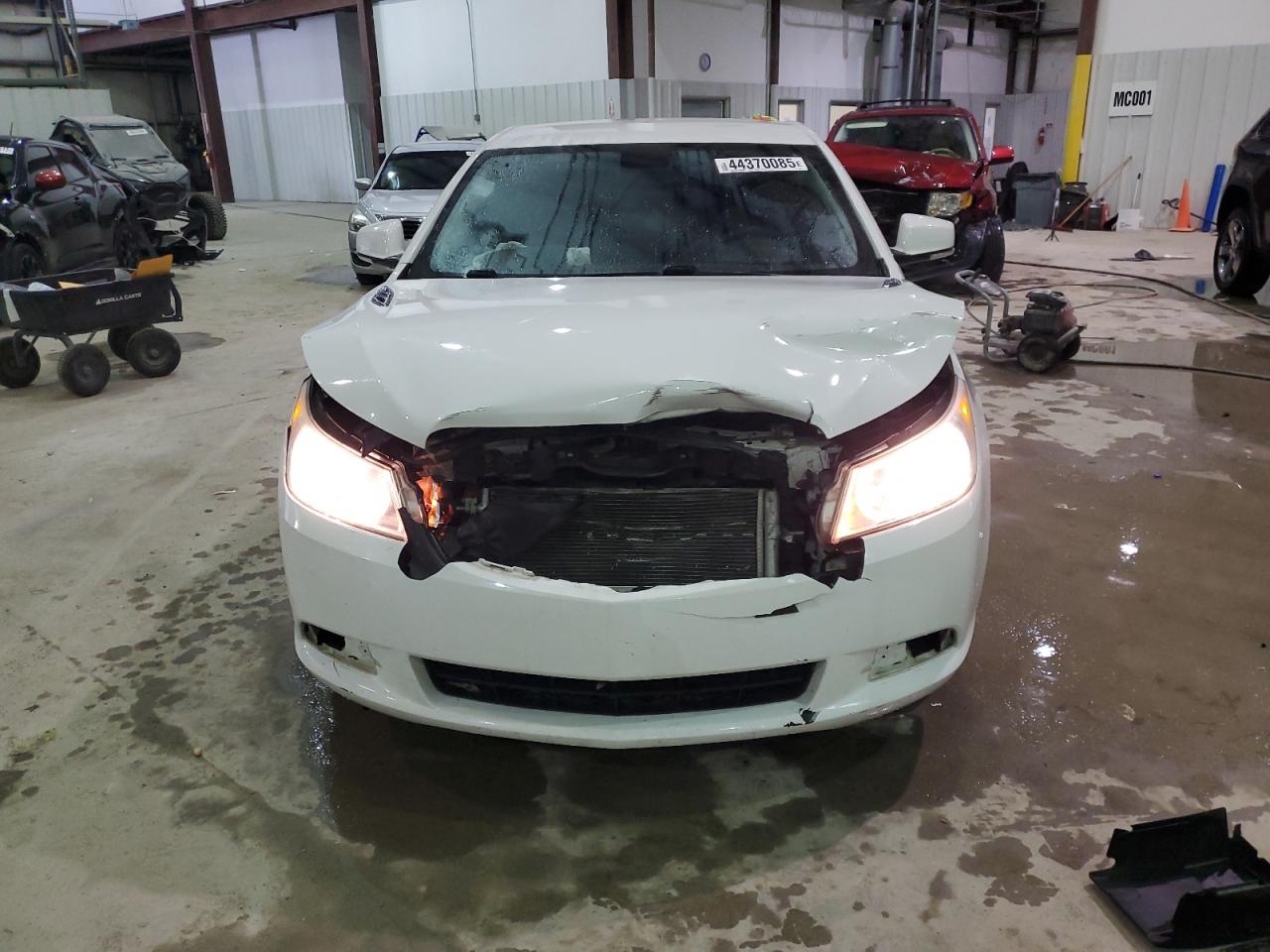 2011 Buick LaCrosse VIN 1G4GC5EC4BF383801 Copart auction photo, front end damage thumbnail 5
