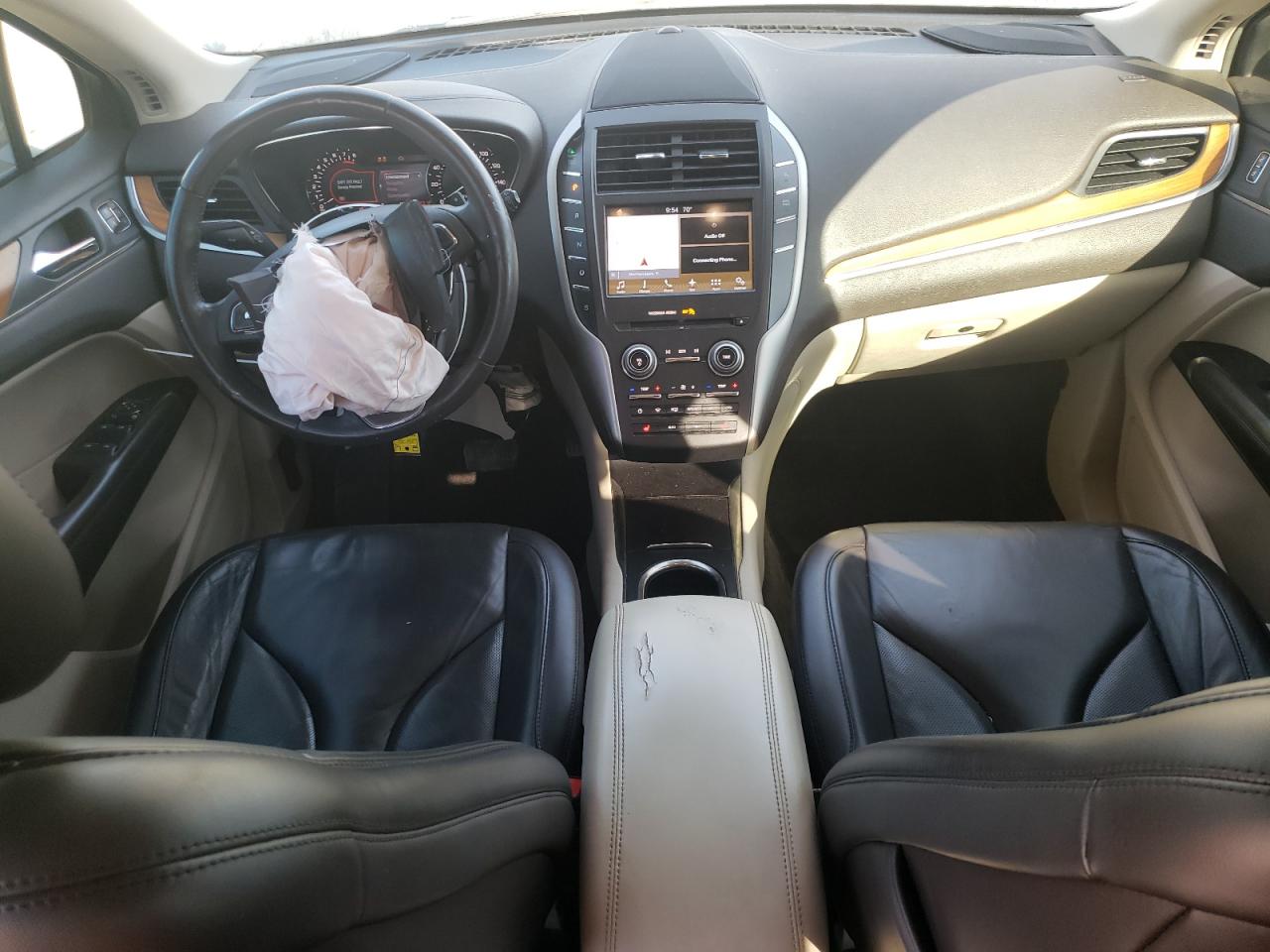 2017 Lincoln MKC VIN 5LMCJ2C91HUL57894 Copart auction photo, front end / minor dent/scratches damage thumbnail 8