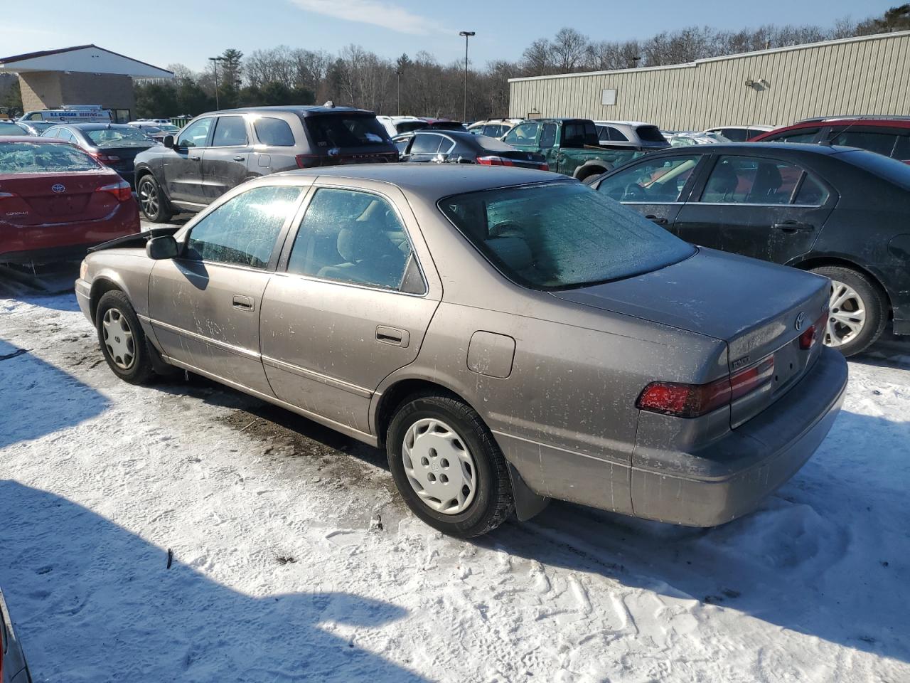 1999 Toyota Camry VIN 4T1BG22K0XU870814 Copart auction photo, front end damage thumbnail 2
