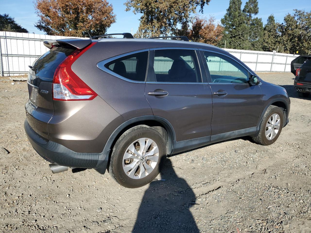 2014 Honda CR-V VIN 2HKRM4H53EH634061 Copart auction photo, side / front end damage thumbnail 3