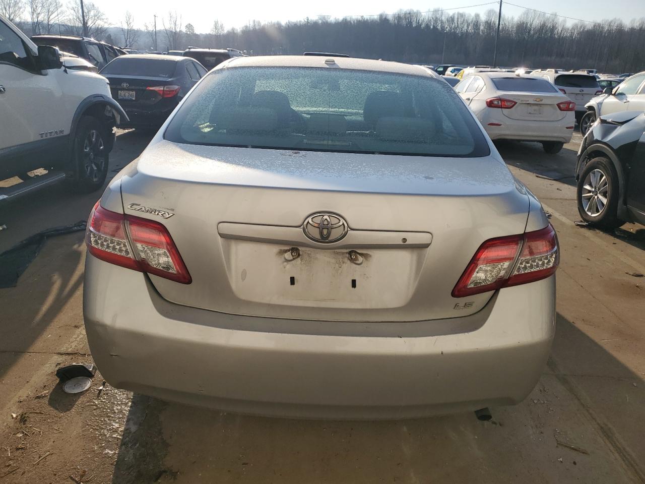 2011 Toyota Camry VIN 4T1BF3EK2BU758724 Copart auction photo, front end damage thumbnail 6
