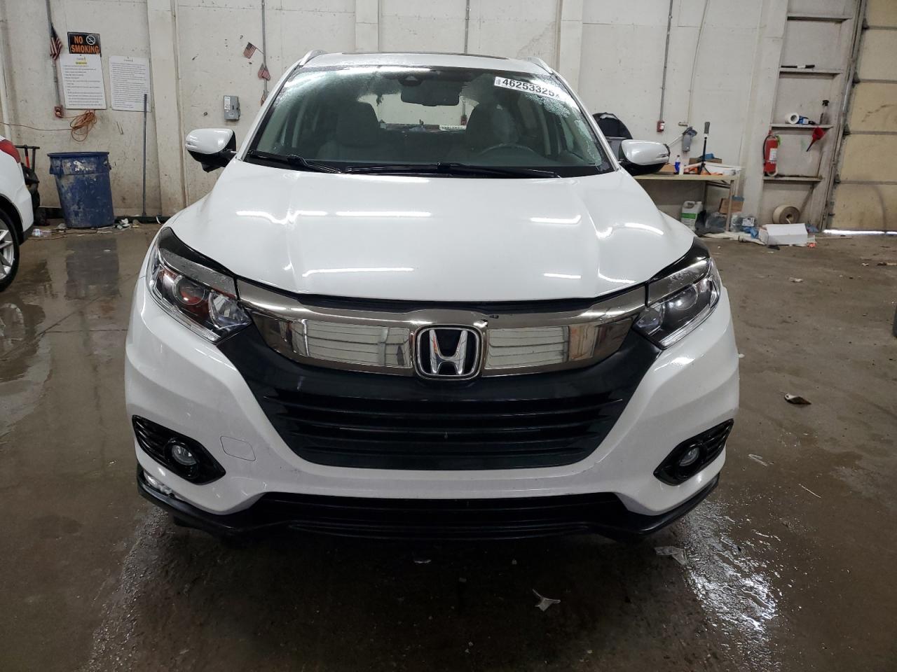 2022 Honda HR-V VIN 3CZRU5H78NM710904 Copart auction photo, rear end / minor dent/scratches damage thumbnail 5