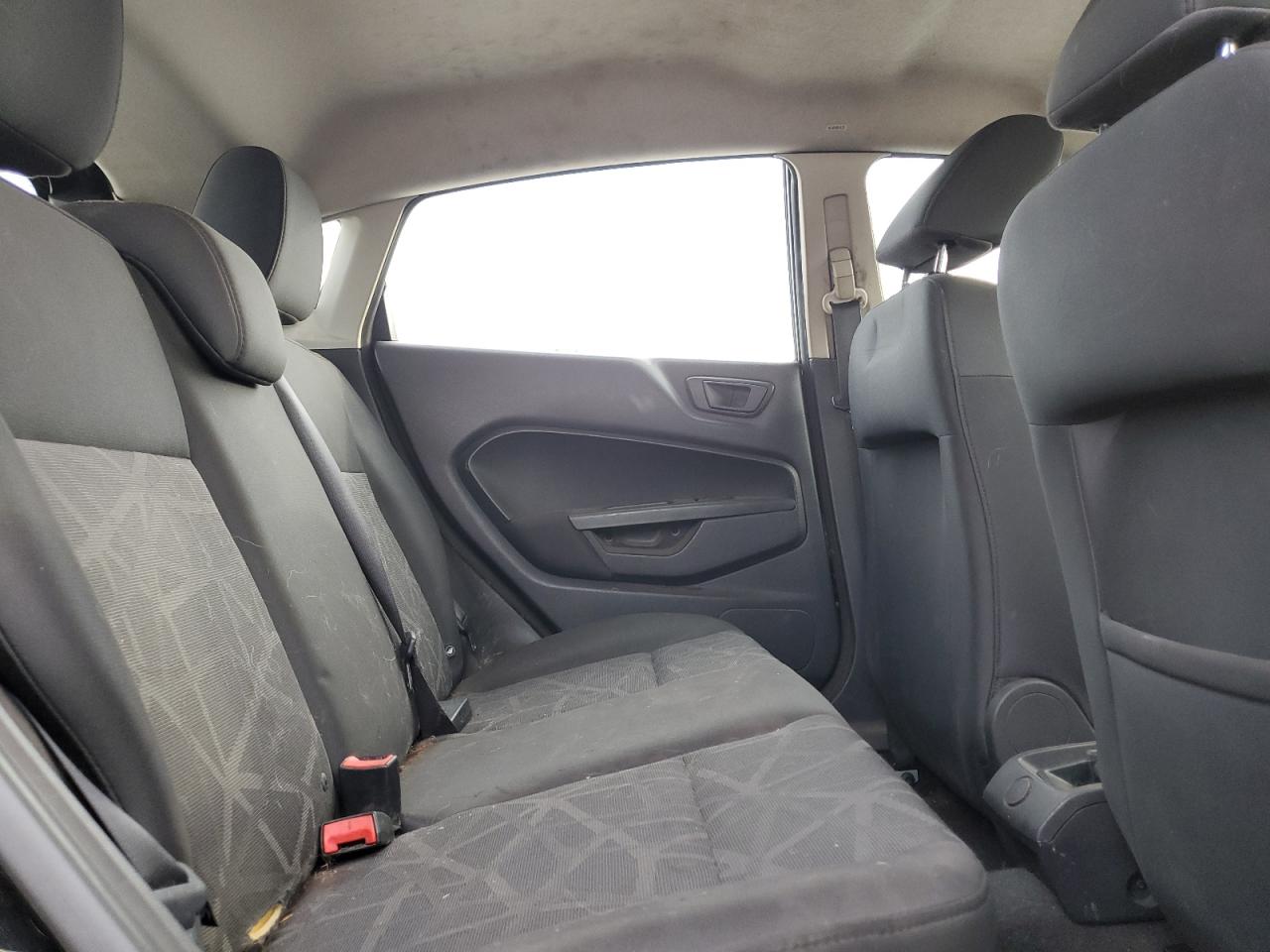 2011 Ford Fiesta VIN 3FADP4EJ4BM219197 Copart auction photo, side / minor dent/scratches damage thumbnail 12