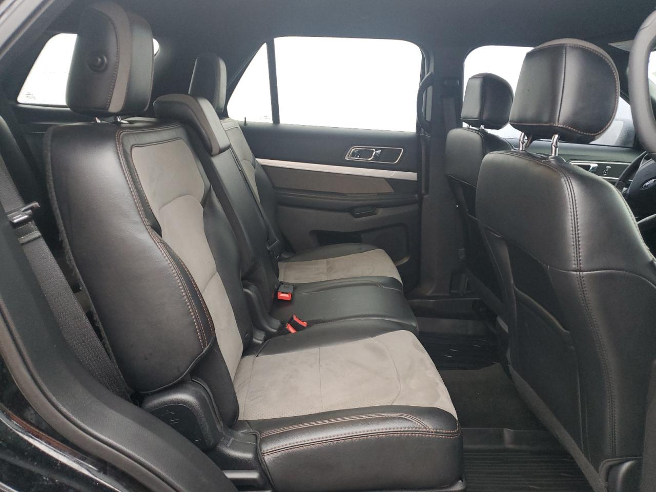 2017 Ford Explorer VIN 1FM5K8D81HGC16792 Copart auction photo, all over damage thumbnail 11