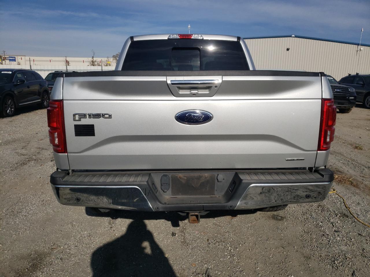2015 Ford F-150 VIN 1FTEW1EF6FFB76998 Copart auction photo, minor dent/scratches / mechanical damage thumbnail 6