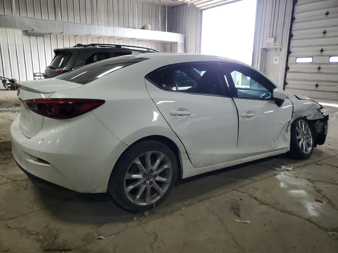 2014 Mazda 3 VIN JM1BM1V35E1111697 Copart auction photo, front end / side damage thumbnail 3