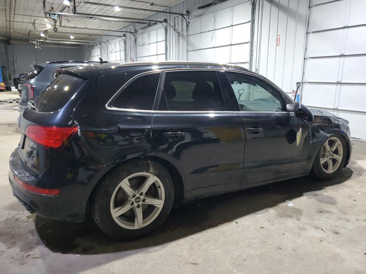 2014 Audi Q5 VIN WA1DGAFPXEA032411 Copart auction photo, all over damage thumbnail 3