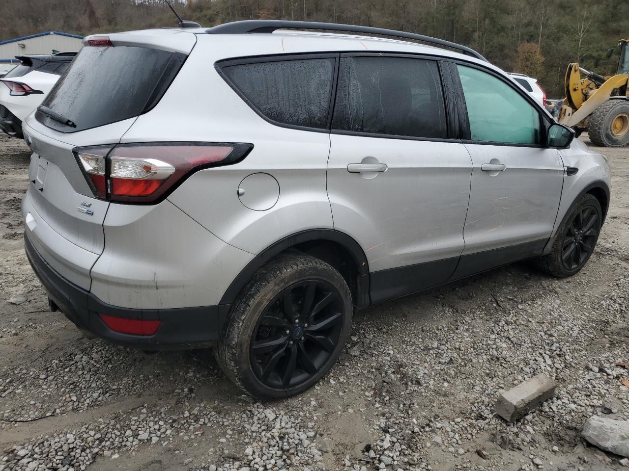 2017 Ford Escape VIN 1FMCU9G96HUD50937 Copart auction photo, front end / side damage thumbnail 3