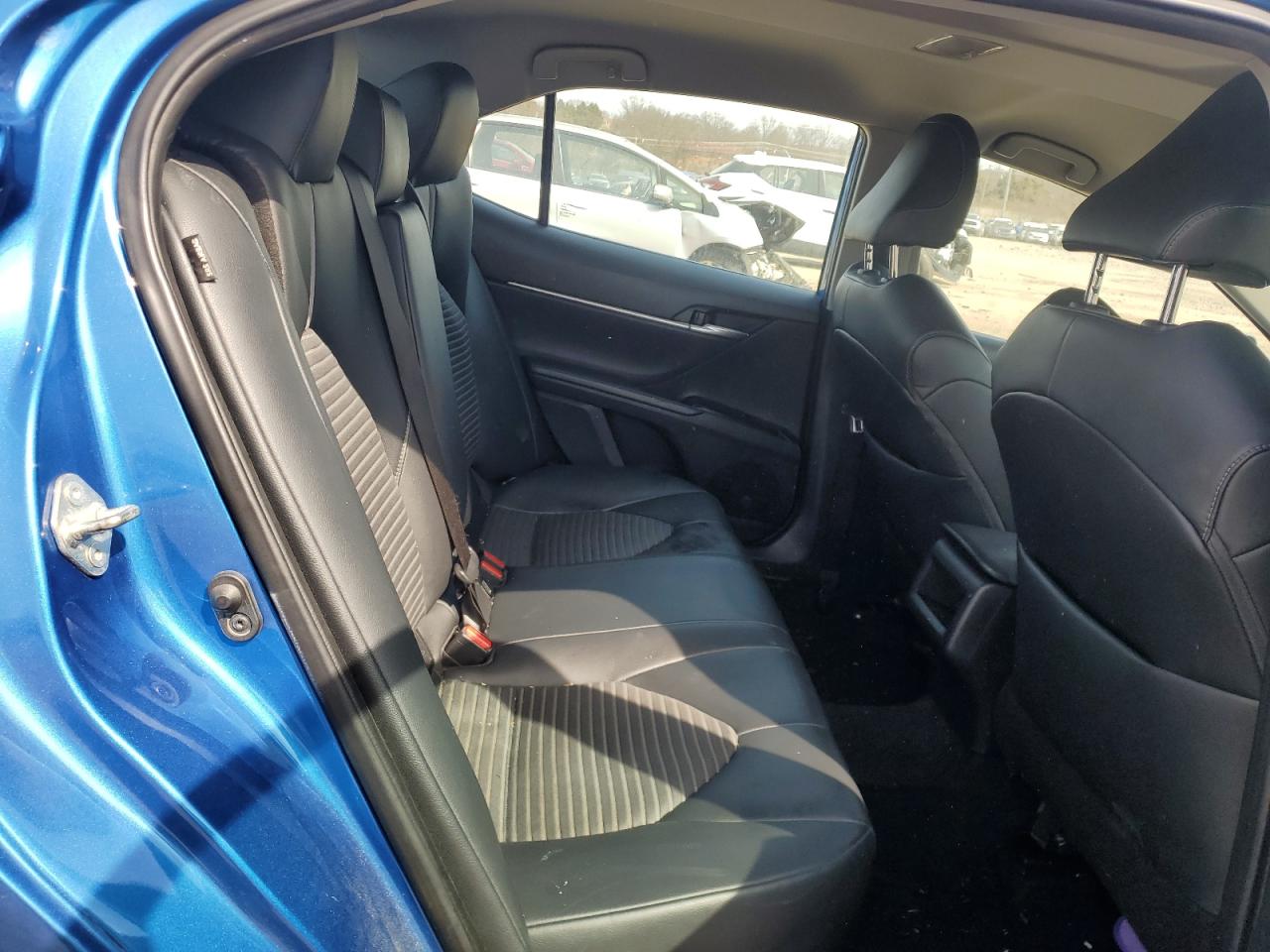 2019 Toyota Camry VIN 4T1B11HK0KU203639 Copart auction photo, stripped damage thumbnail 11
