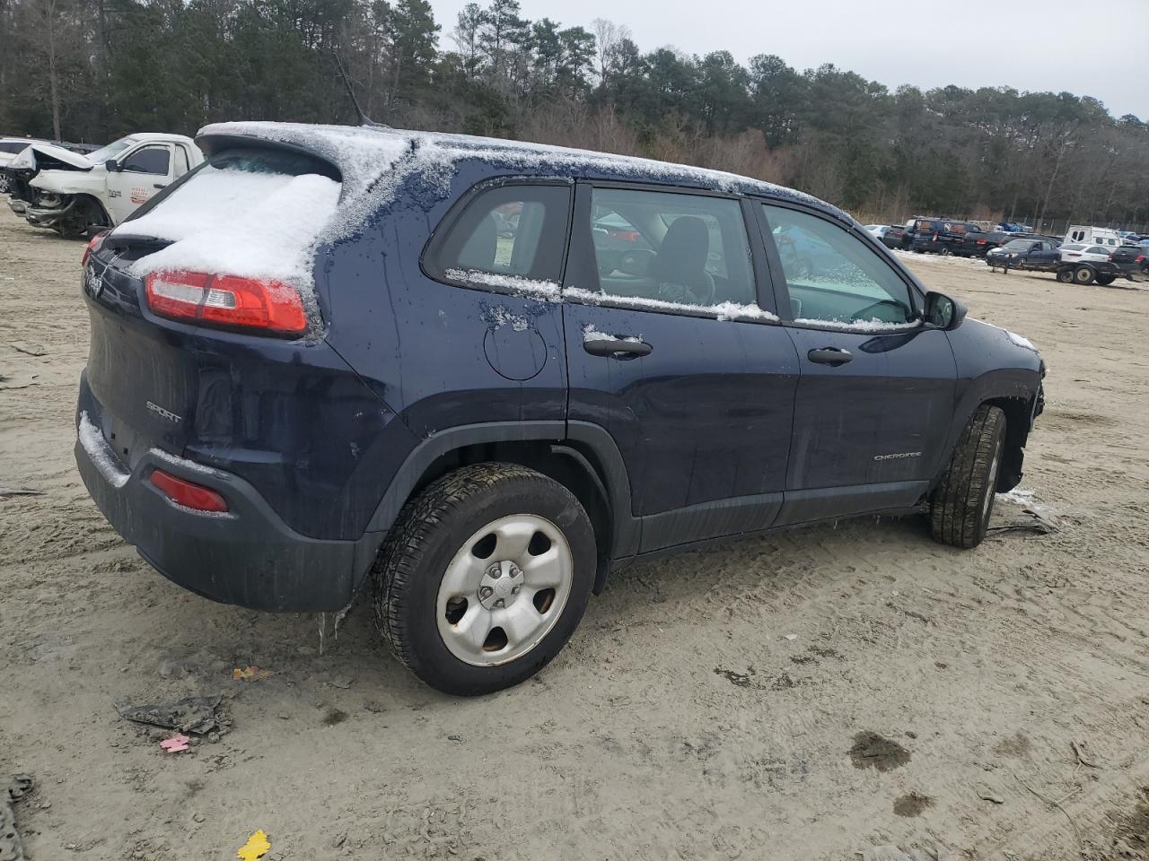 2016 Jeep Grand Cherokee VIN 1C4PJLAB5GW146625 Copart auction photo, front end damage thumbnail 3