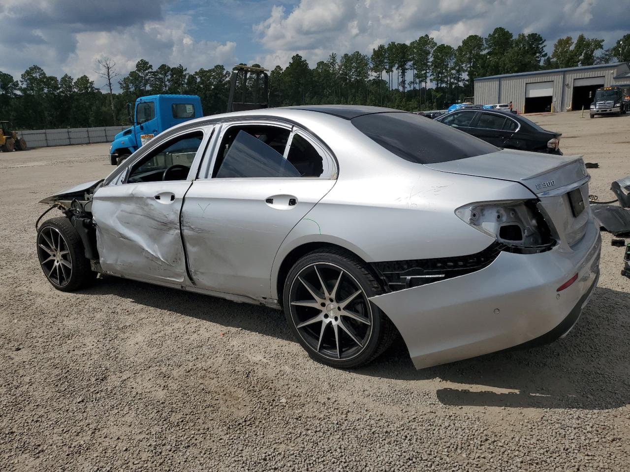 2018 Mercedes-Benz E-klasse VIN WDDZF4KB8JA455479 Copart auction photo, all over damage thumbnail 2