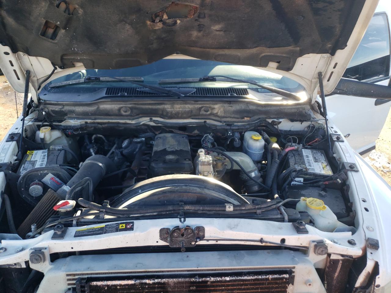 2005 Dodge RAM VIN 3D7LR38C95G754655 Copart auction photo, rear end damage thumbnail 11