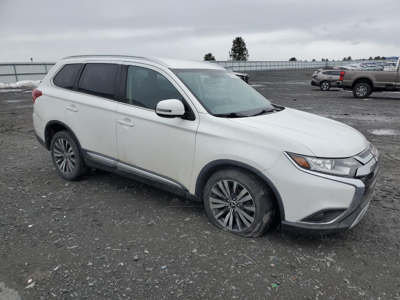 2019 Mitsubishi Outlander VIN JA4AZ3A34KZ040272 Copart auction photo, front end / undercarriage damage thumbnail 4