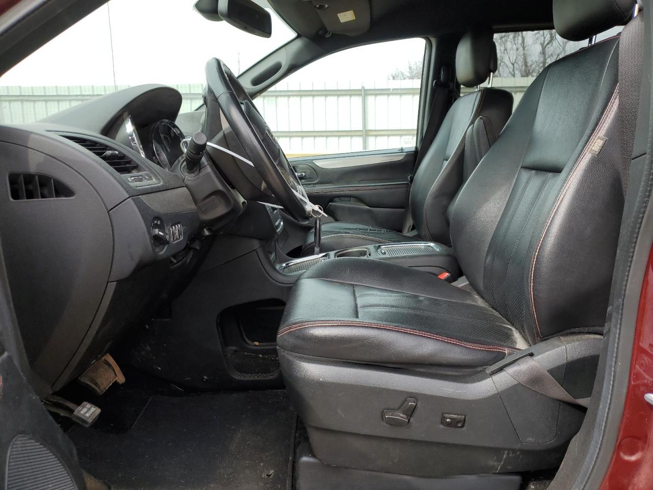2019 Dodge Caravan VIN 2C4RDGEG8KR535502 Copart auction photo, front end / side damage thumbnail 7