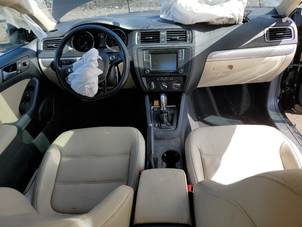 2017 Volkswagen Jetta VIN 3VWDB7AJ8HM271552 Copart auction photo, front end damage thumbnail 8