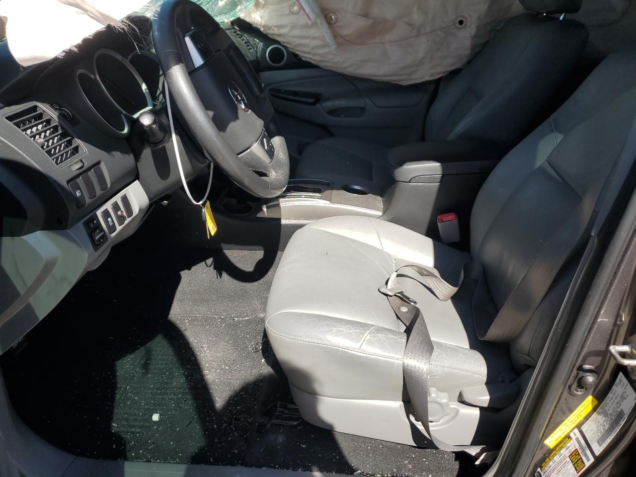 2015 Toyota Tacoma VIN 5TFJU4GN0FX064833 Copart auction photo, rollover damage thumbnail 7