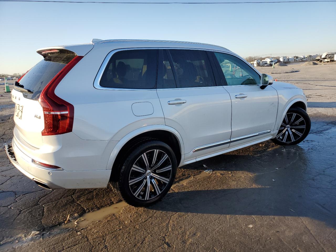 2020 Volvo XC90 VIN YV4A221L5L1551345 Copart auction photo, side / front end damage thumbnail 3