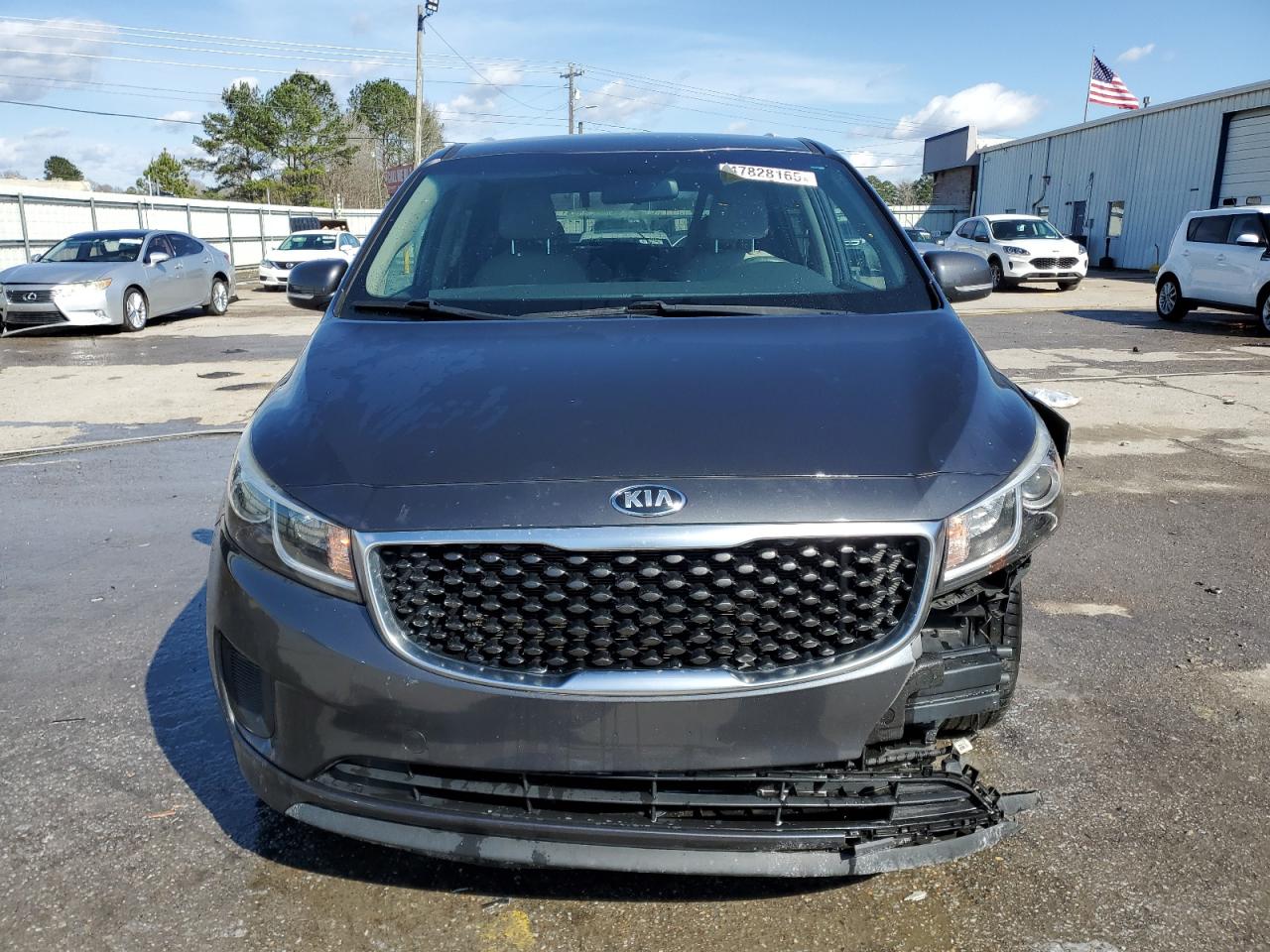 2016 KIA Sedona VIN KNDMB5C16G6194683 Copart auction photo, front end damage thumbnail 5