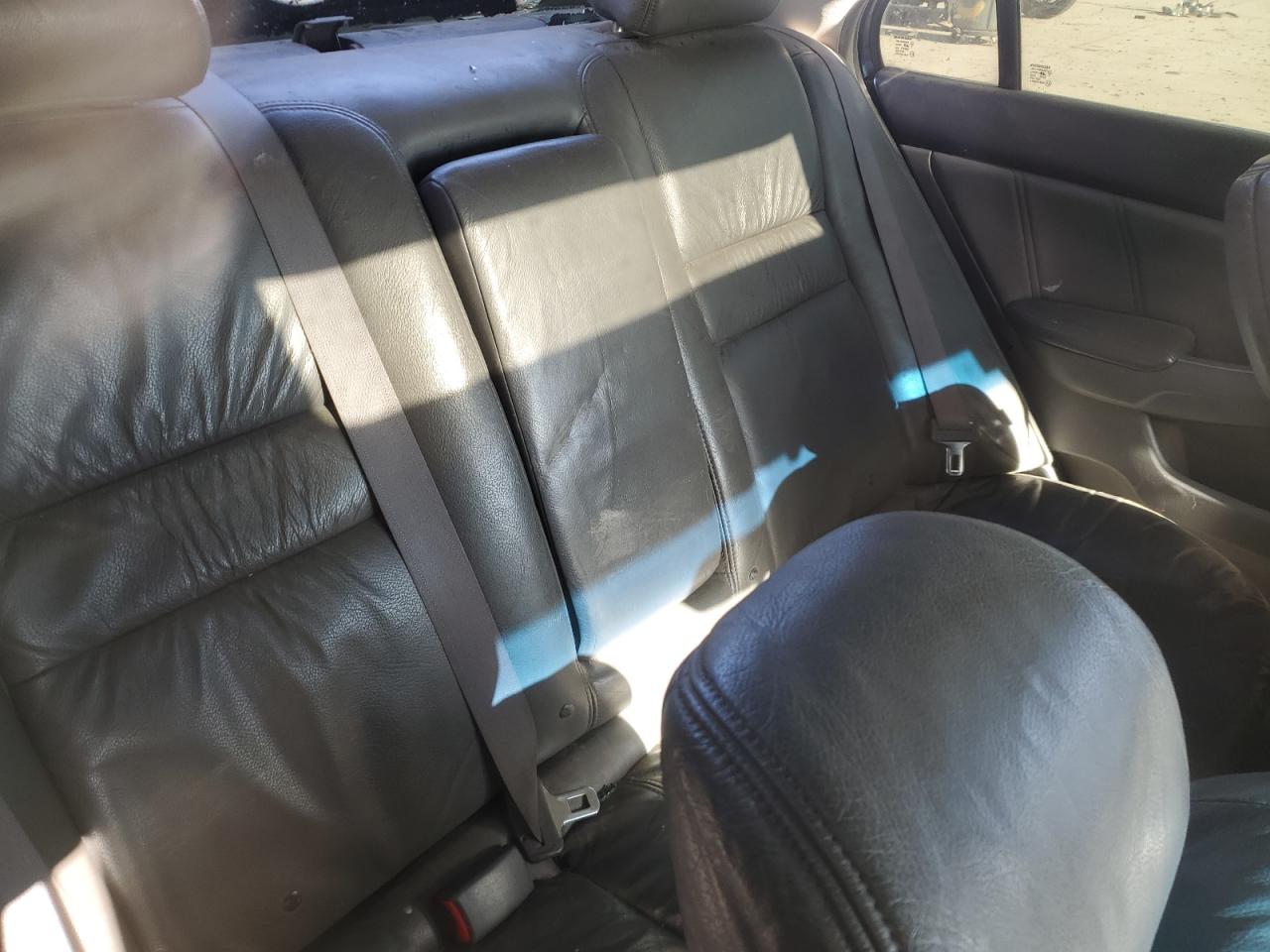 2004 Honda Accord VIN 1HGCM66564A077190 Copart auction photo, rear end damage thumbnail 10