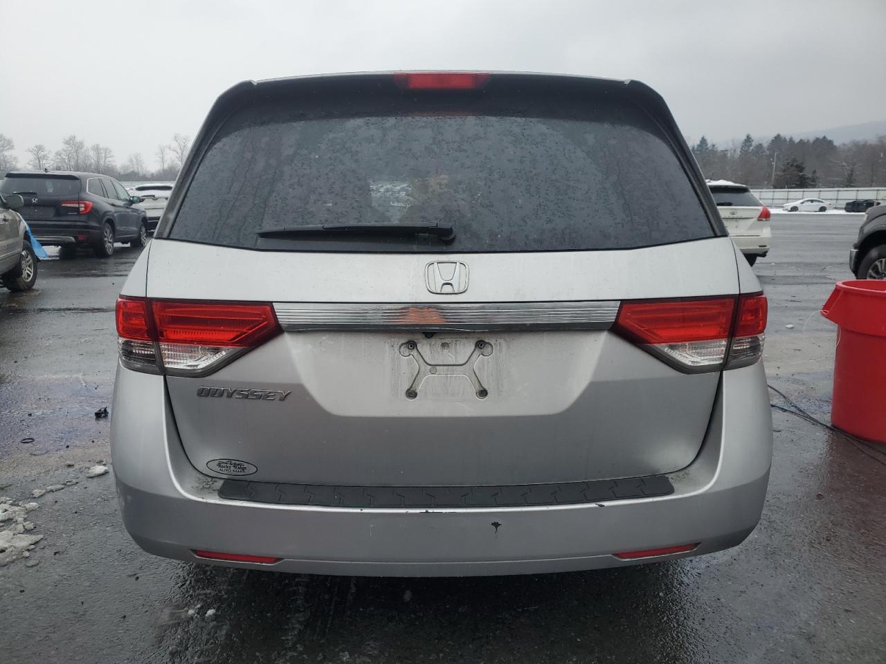 2014 Honda Odyssey VIN 5FNRL5H26EB056972 Copart auction photo, front end / minor dent/scratches damage thumbnail 6