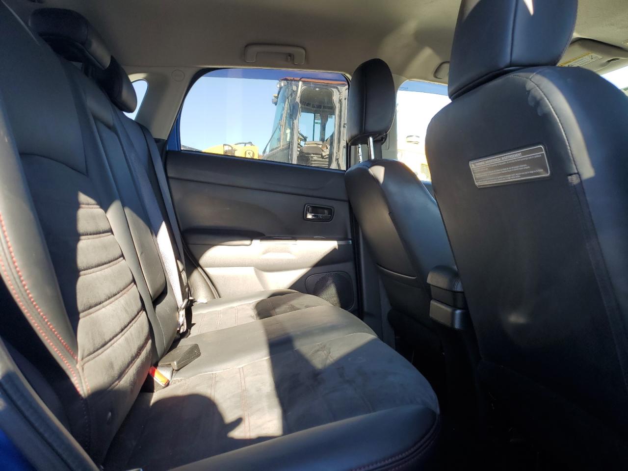 2018 Mitsubishi Outlander VIN JA4AR3AW0JZ034025 Copart auction photo, rear end damage thumbnail 11