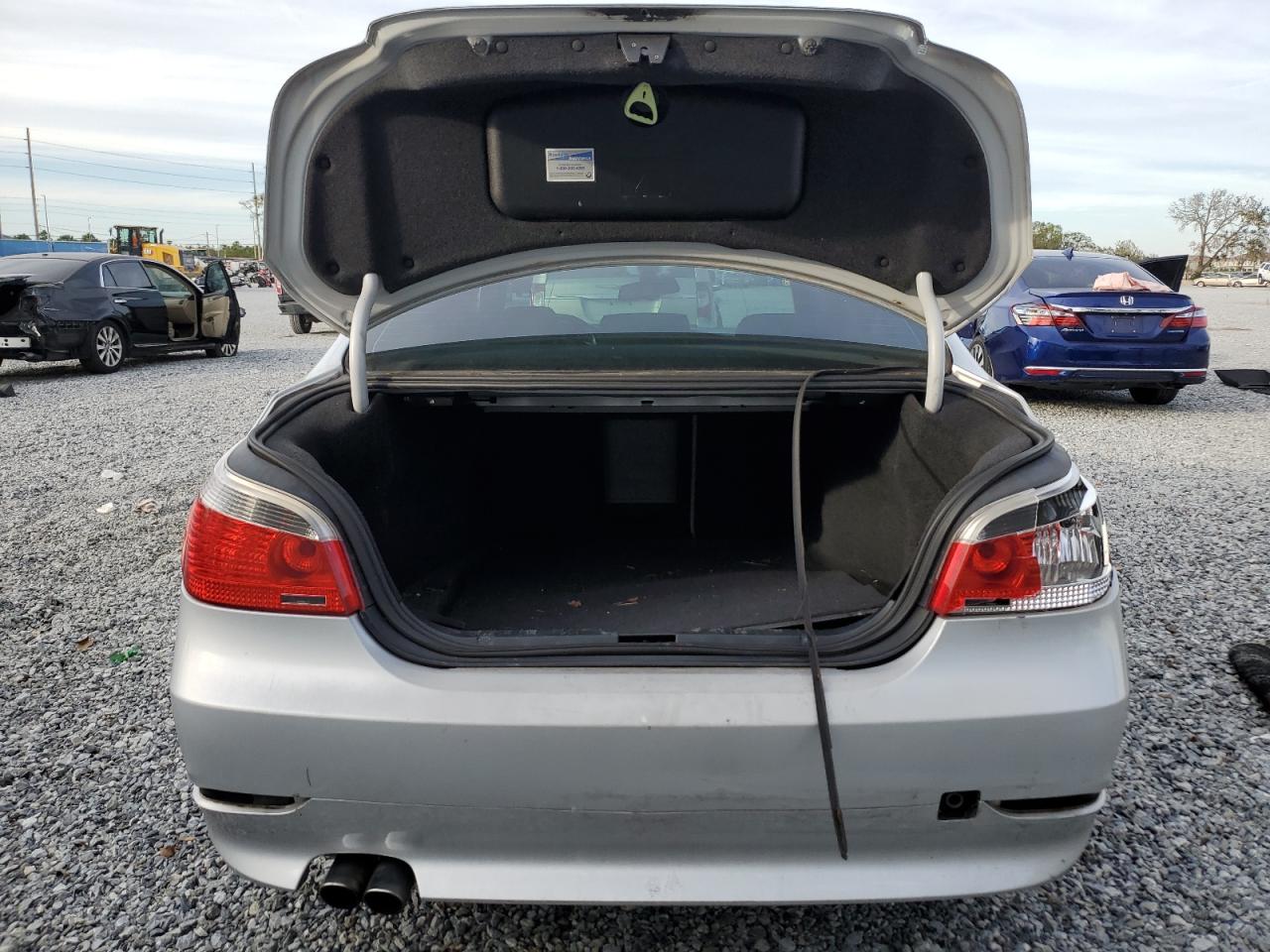 2004 BMW 5er VIN WBANA53584B848352 Copart auction photo, all over damage thumbnail 6
