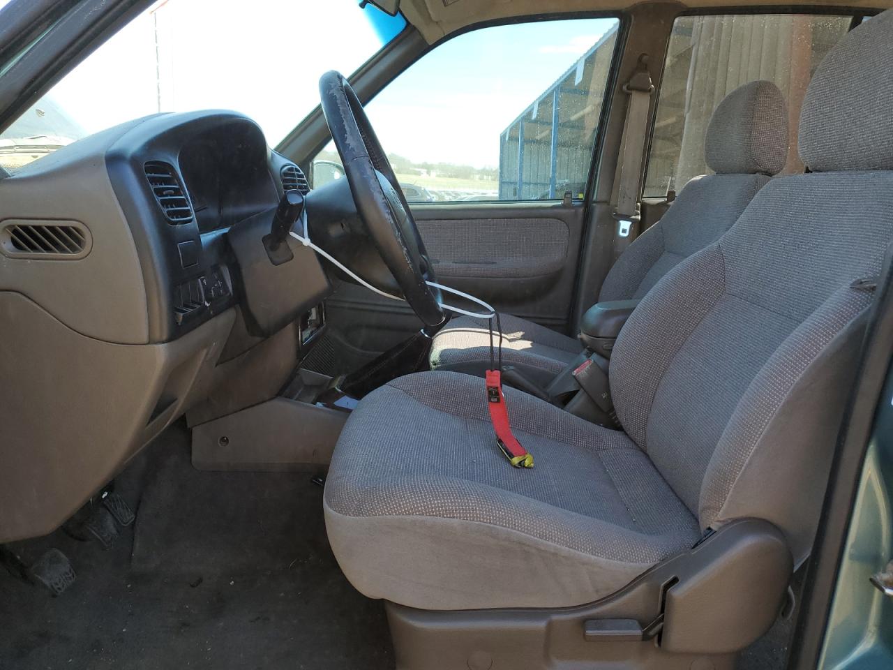 2000 KIA Sportage VIN KNDJA723XY5661423 Copart auction photo, front end / rear end damage thumbnail 7