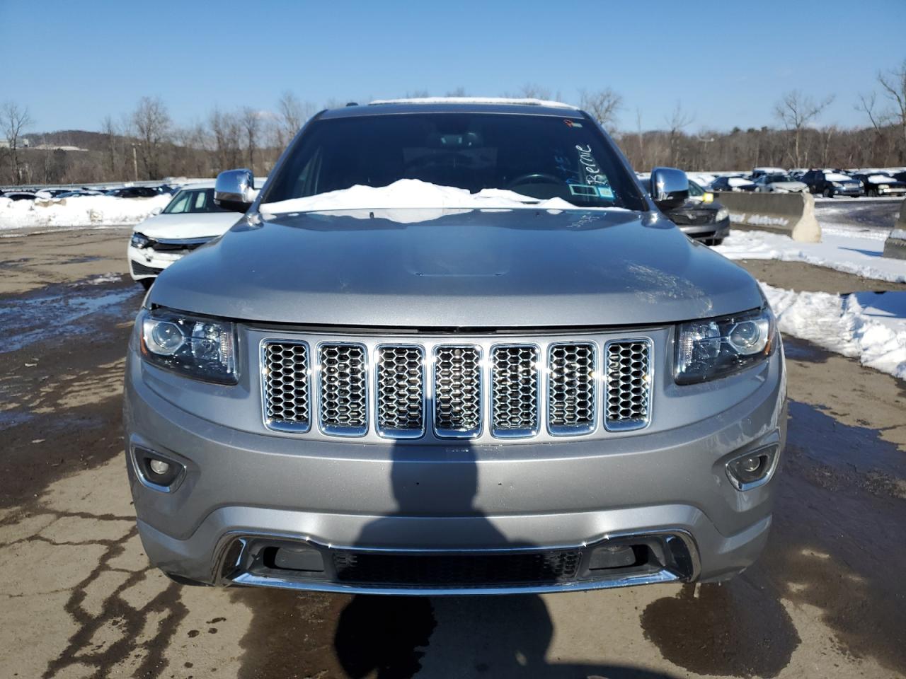 2016 Jeep Grand Cherokee VIN 1C4RJFBG7GC317994 Copart auction photo, all over / minor dent/scratches damage thumbnail 5