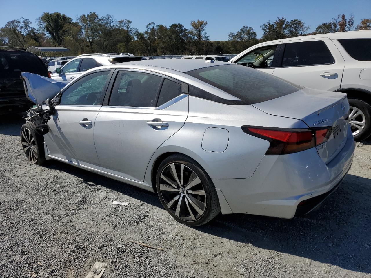 2020 Nissan Altima VIN 1N4BL4CV3LC116669 Copart auction photo, front end / side damage thumbnail 2