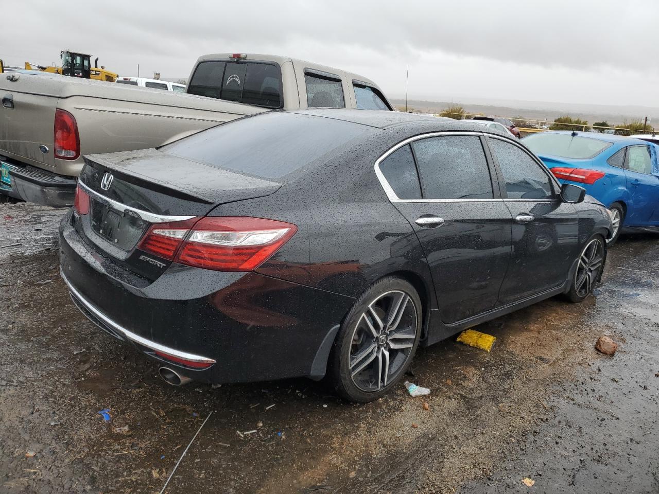 2016 Honda Accord VIN 1HGCR2F56GA140156 Copart auction photo, front end damage thumbnail 3