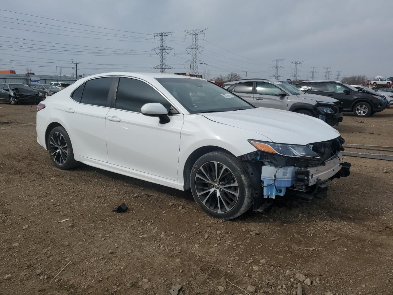 2018 Toyota Camry VIN 4T1B11HK0JU570524 Copart auction photo, front end / side damage thumbnail 4