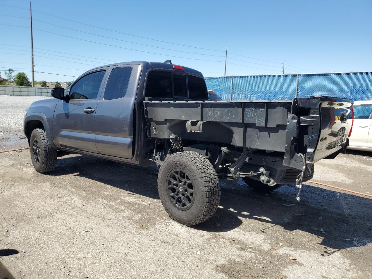 2022 Toyota Tacoma VIN 3TYSX5EN2NT015825 Copart auction photo, rear end damage thumbnail 2