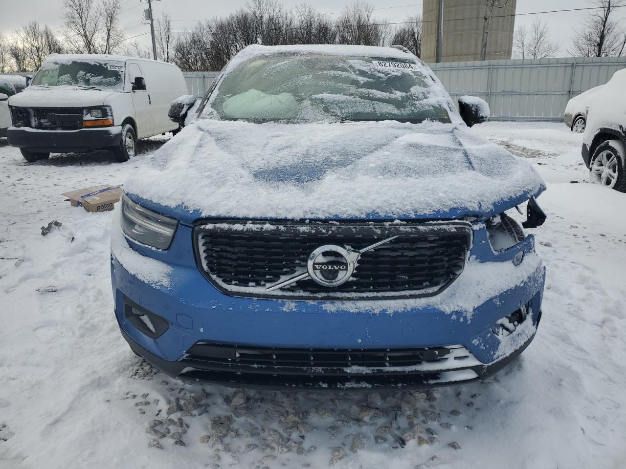 2021 Volvo XC40 VIN YV4162UM9M2440950 Copart auction photo, front end damage thumbnail 5