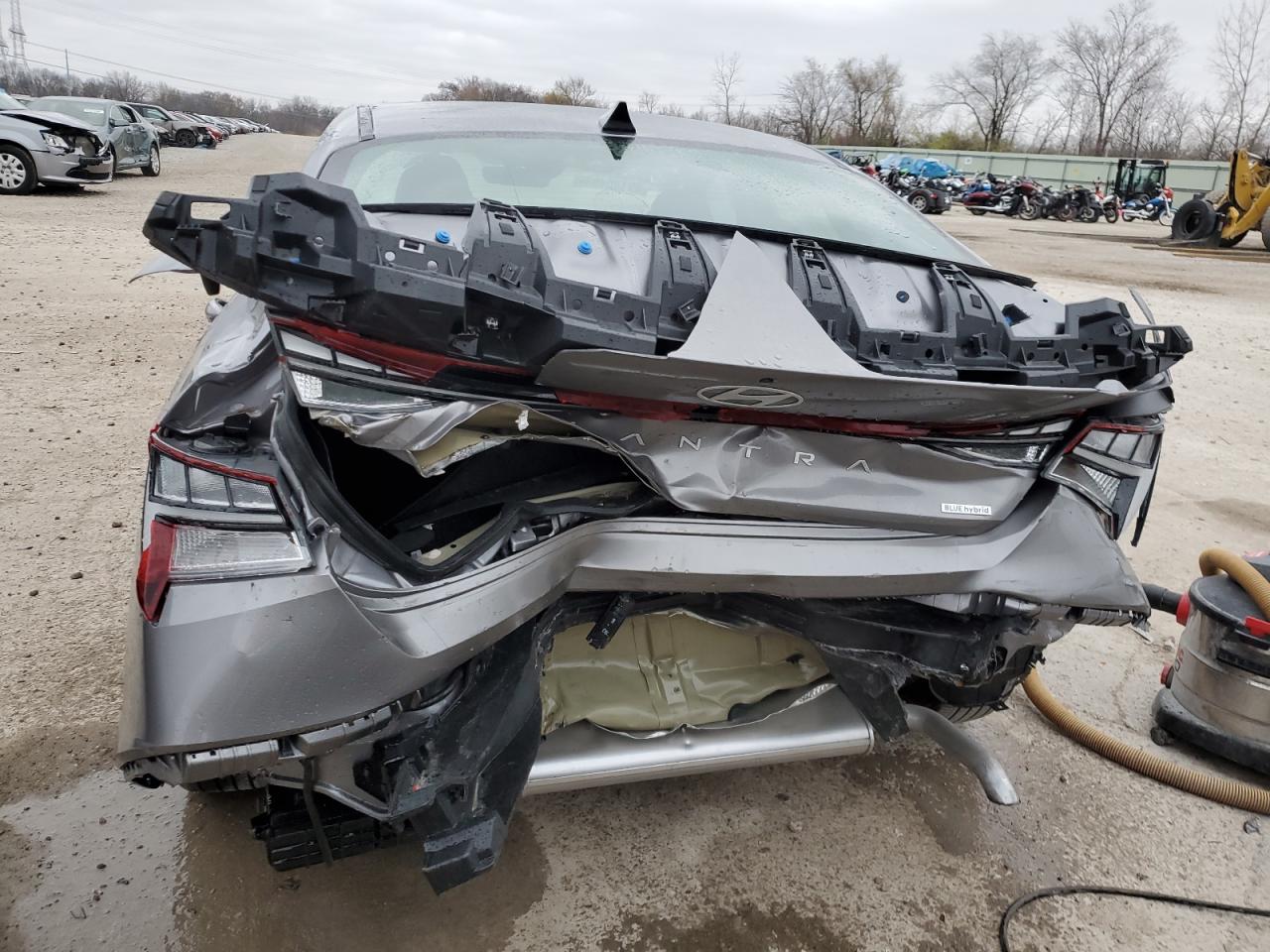 2024 Hyundai Elantra VIN KMHLM4DJ5RU101113 Copart auction photo, rear end / minor dent/scratches damage thumbnail 6