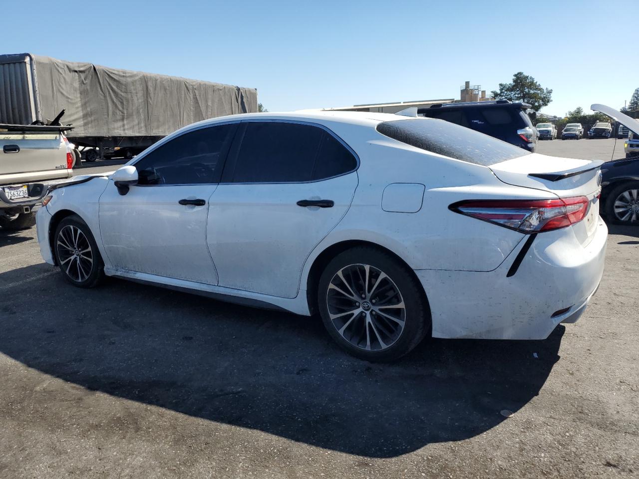 2019 Toyota Camry VIN 4T1B11HK9KU200416 Copart auction photo, front end damage thumbnail 2