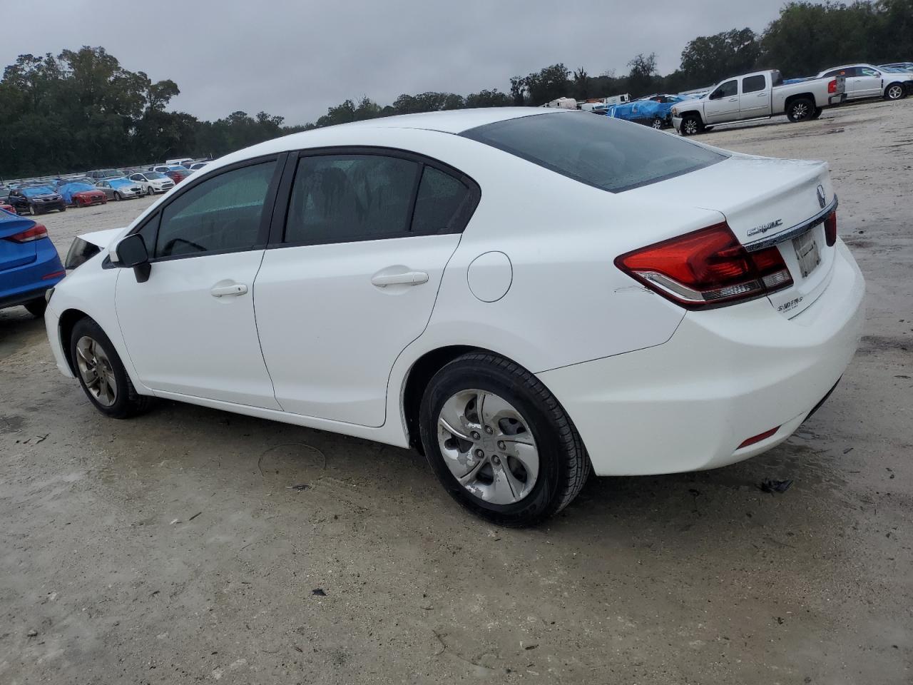 2015 Honda Civic VIN 19XFB2F55FE029707 Copart auction photo, front end / minor dent/scratches damage thumbnail 2