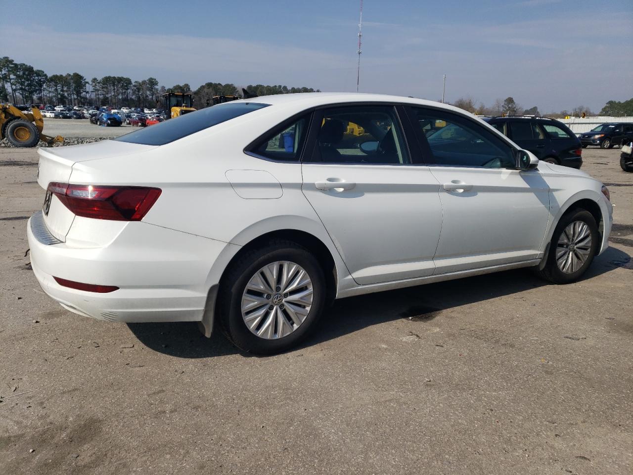 2020 Volkswagen Jetta VIN 3VWCB7BU0LM076185 Copart auction photo, front end / rear end damage thumbnail 3