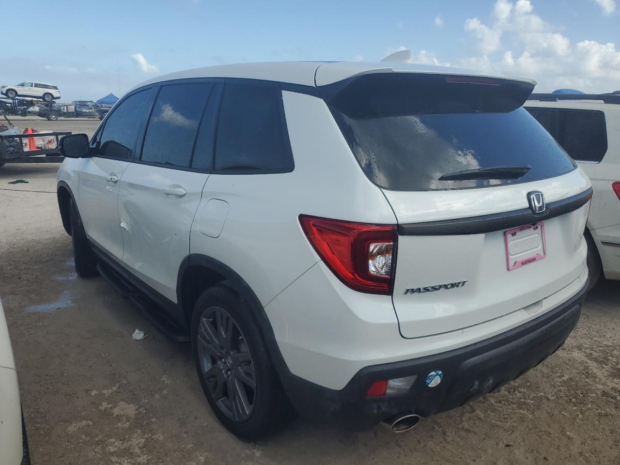 2020 Honda Passport VIN 5FNYF7H53LB002857 Copart auction photo, water/flood damage thumbnail 2