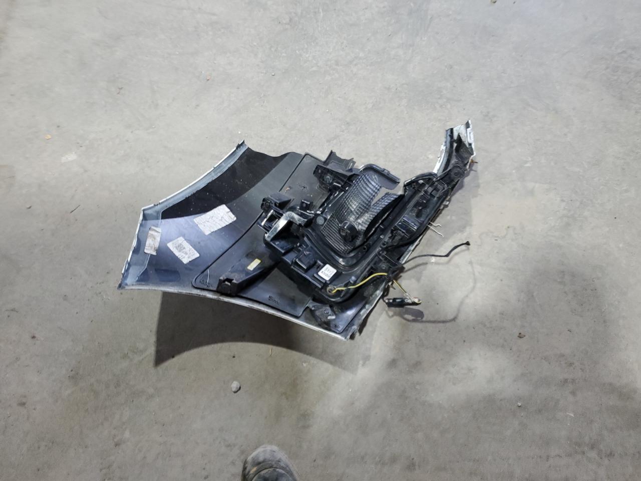 2018 Buick Enclave VIN 5GAEVBKW1JJ276527 Copart auction photo, front end / side damage thumbnail 15