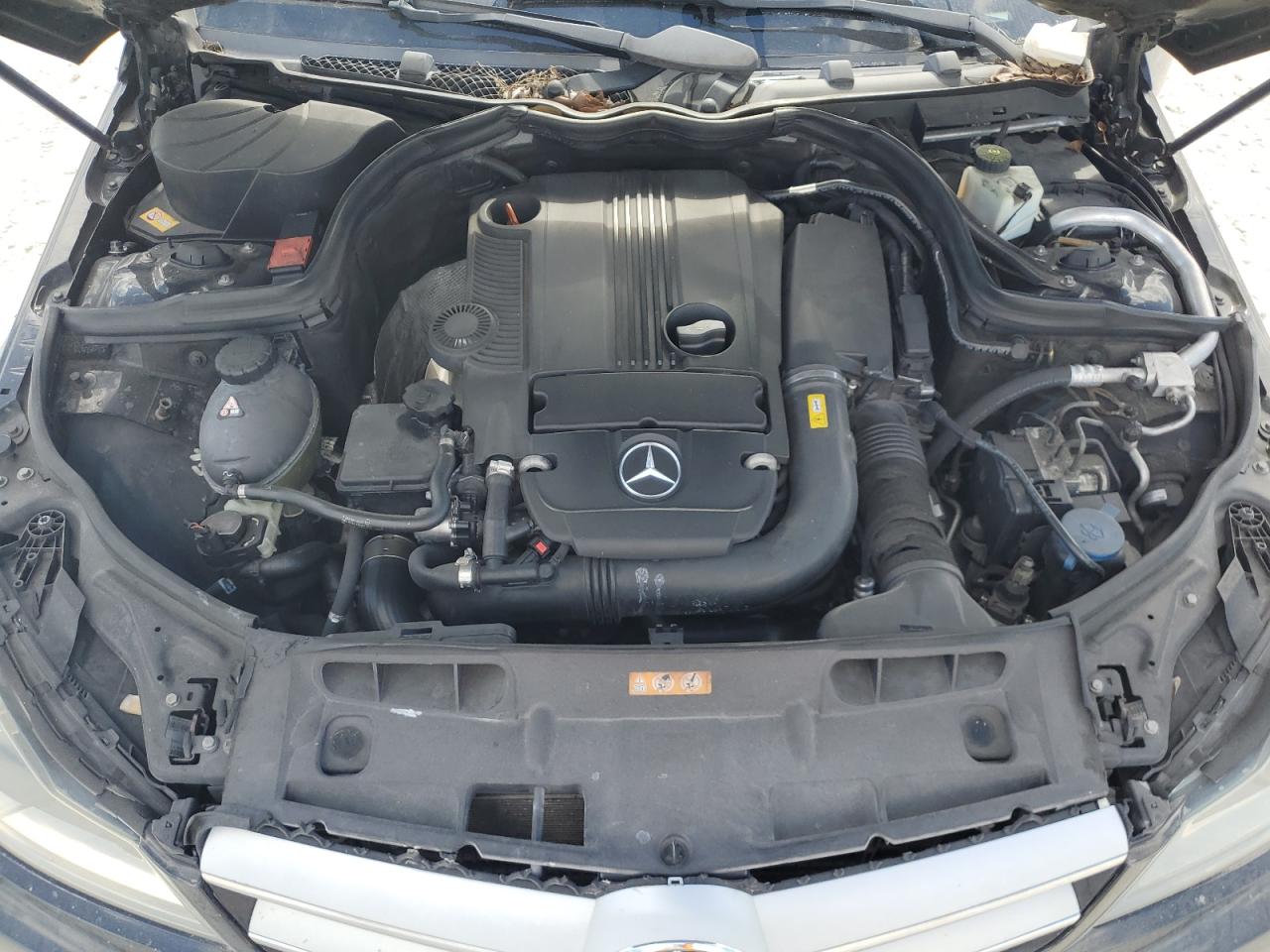 2013 Mercedes-Benz C-klasse VIN WDDGJ4HBXDG036919 Copart auction photo, rear end damage thumbnail 11