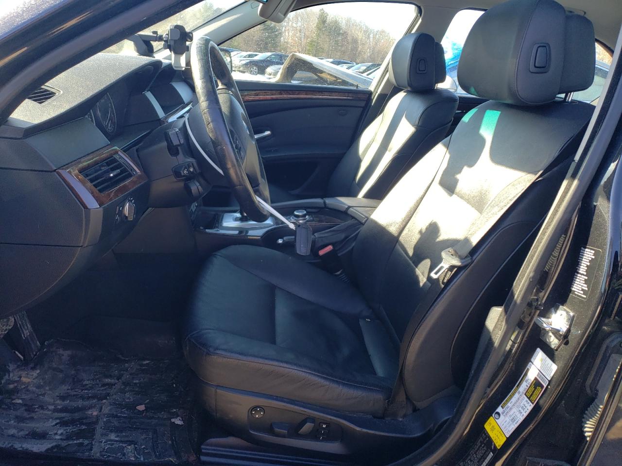 2009 BMW 5er VIN WBANV93509C132865 Copart auction photo, undercarriage / minor dent/scratches damage thumbnail 7