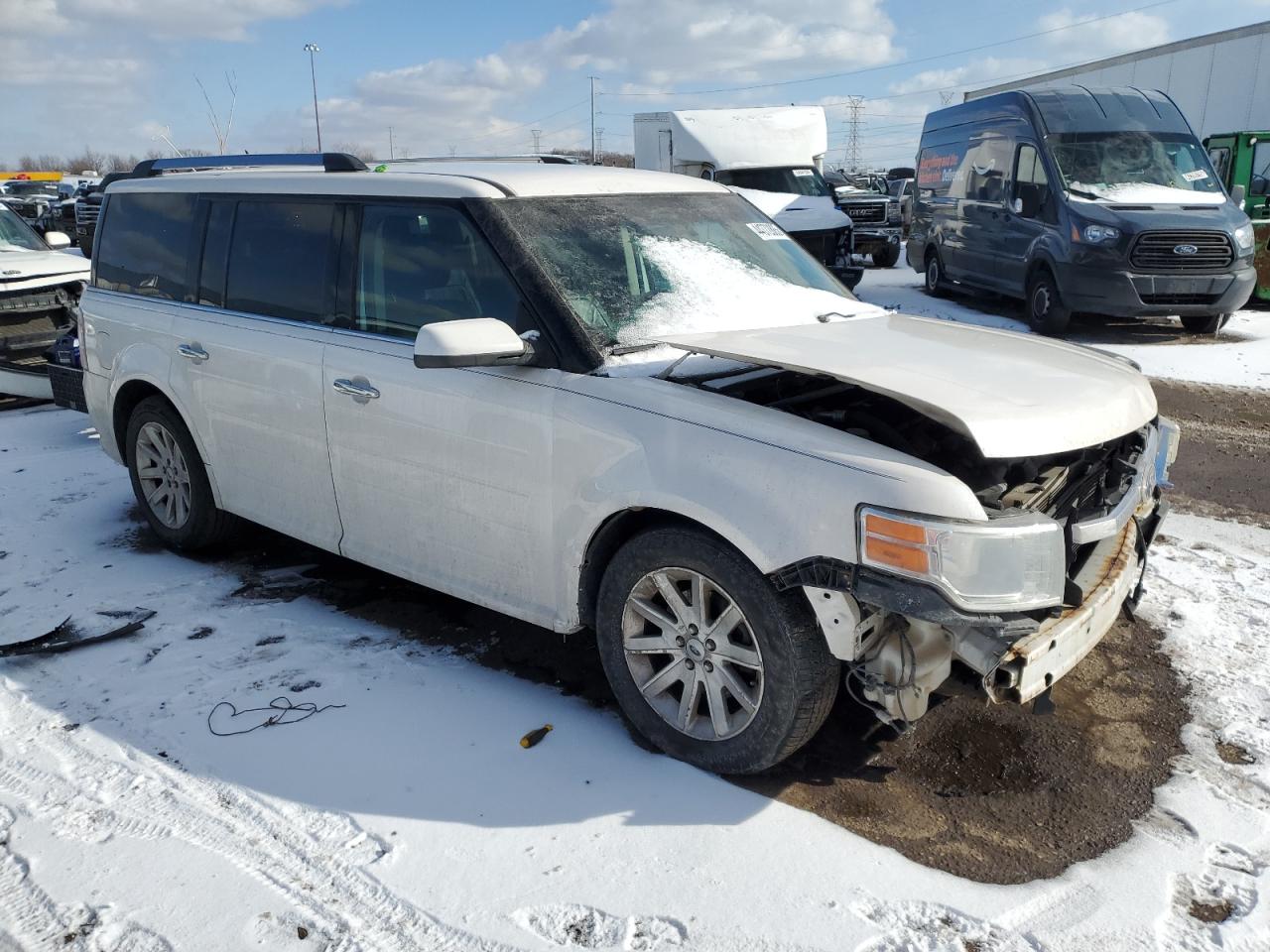 2009 Ford Flex VIN 2FMDK52C69BA17375 Copart auction photo, front end damage thumbnail 4