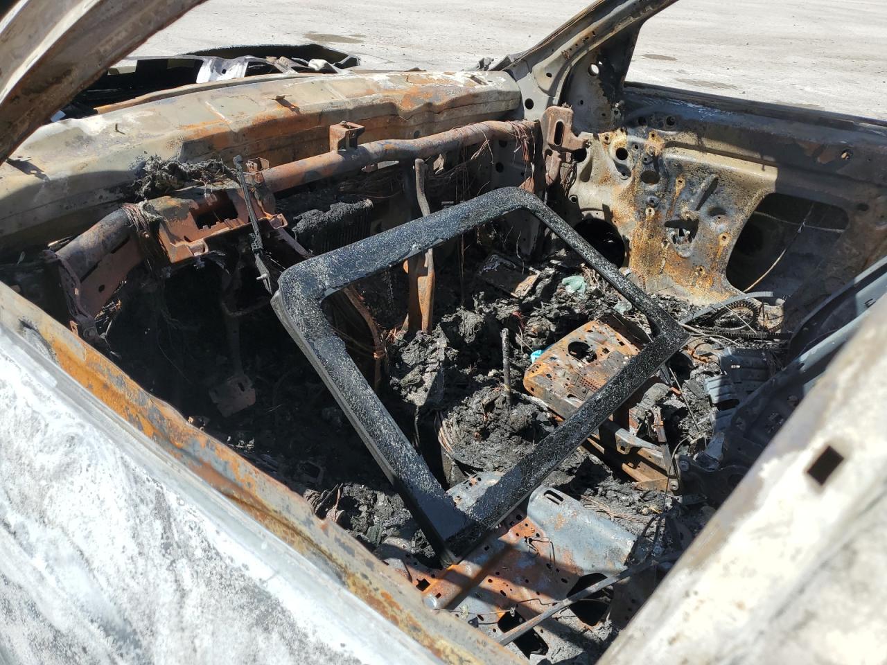 2016 Audi Q3 VIN WA1GFCFS4GR024437 Copart auction photo, burn damage thumbnail 8