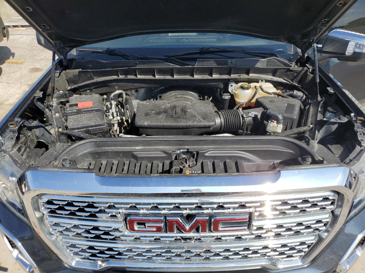 2019 GMC Sierra VIN 1GTP8FED6KZ426358 Copart auction photo, vandalism damage thumbnail 11