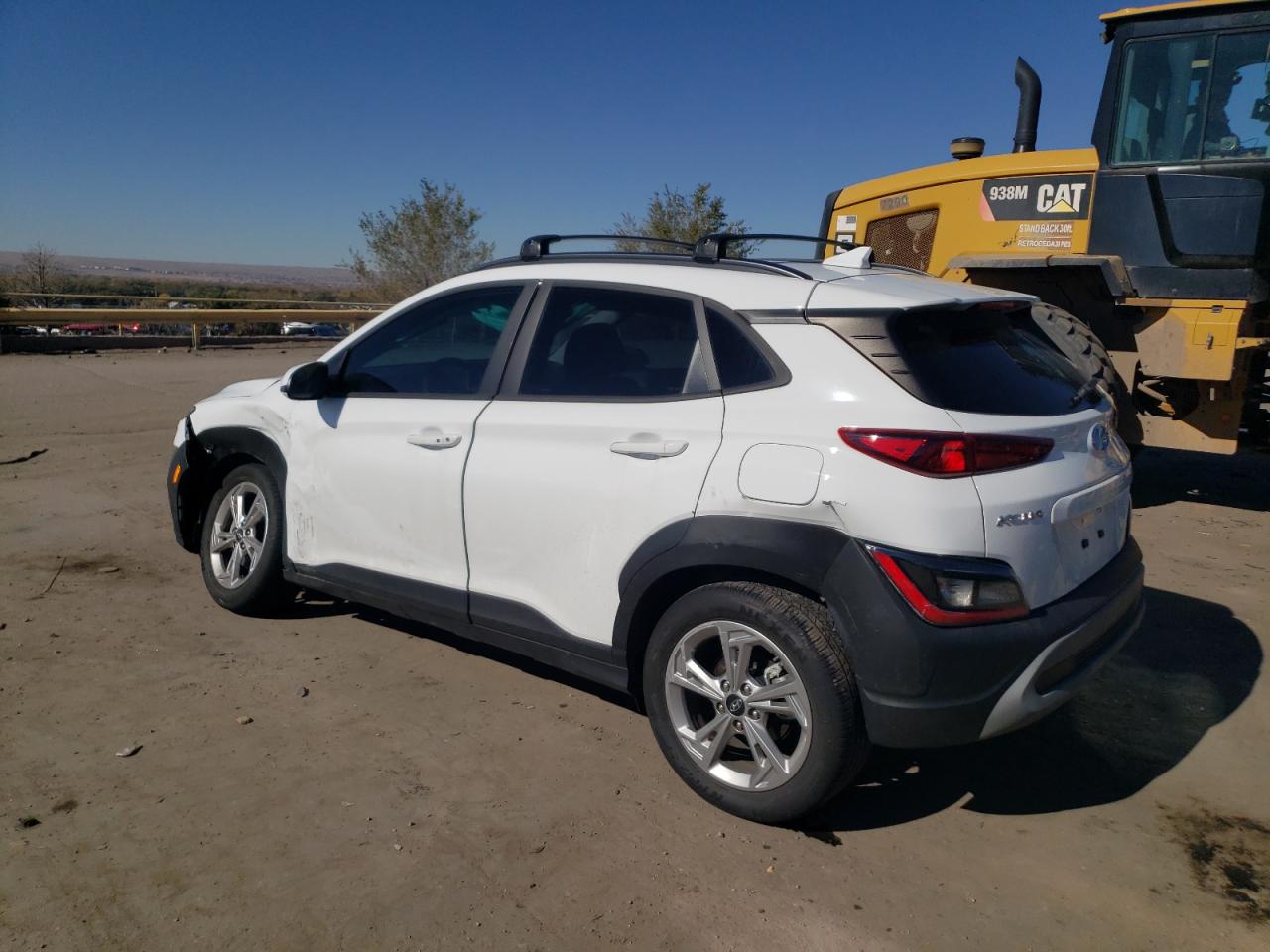 2022 Hyundai Kona VIN KM8K62AB4NU817633 Copart auction photo, side / rear end damage thumbnail 2