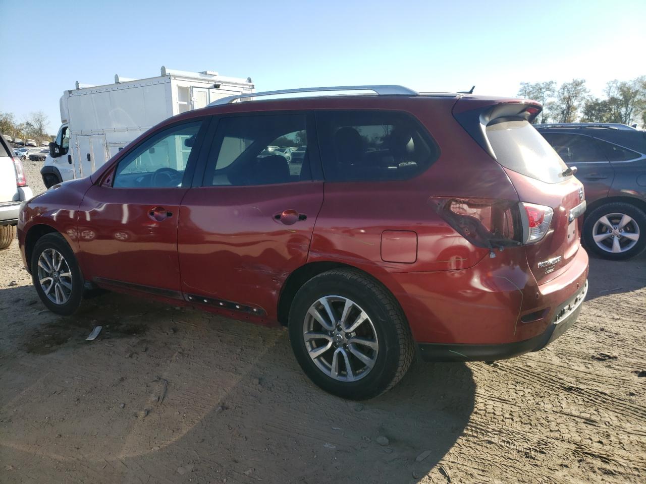 2014 Nissan Pathfinder VIN 5N1AR2MM7EC630134 Copart auction photo, all over damage thumbnail 2
