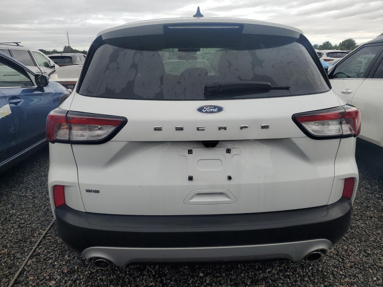 2022 Ford Escape VIN 1FMCU0G61NUB55194 Copart auction photo, water/flood damage thumbnail 6